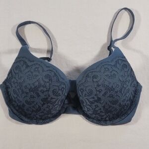 Victoria's Secret Padded Lace Bra in Deep Blue Size 32D